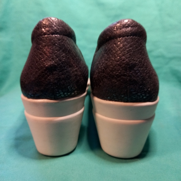 Naturalizer Wedges - Picture 3 of 5